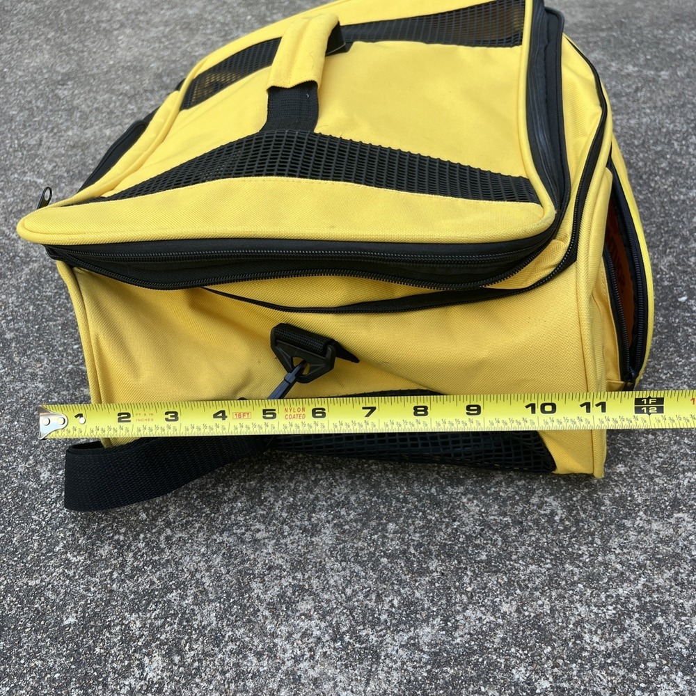 Southwest Airline Approved Pet carrier Large 18 X 13.5 X 10 Vented & Expandable - Picture 10 of 10